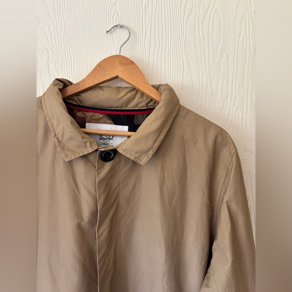 Herschel Men’s Tan Stowaway Mac Shell Windbreaker Jacket Coat - Picture 5 of 16